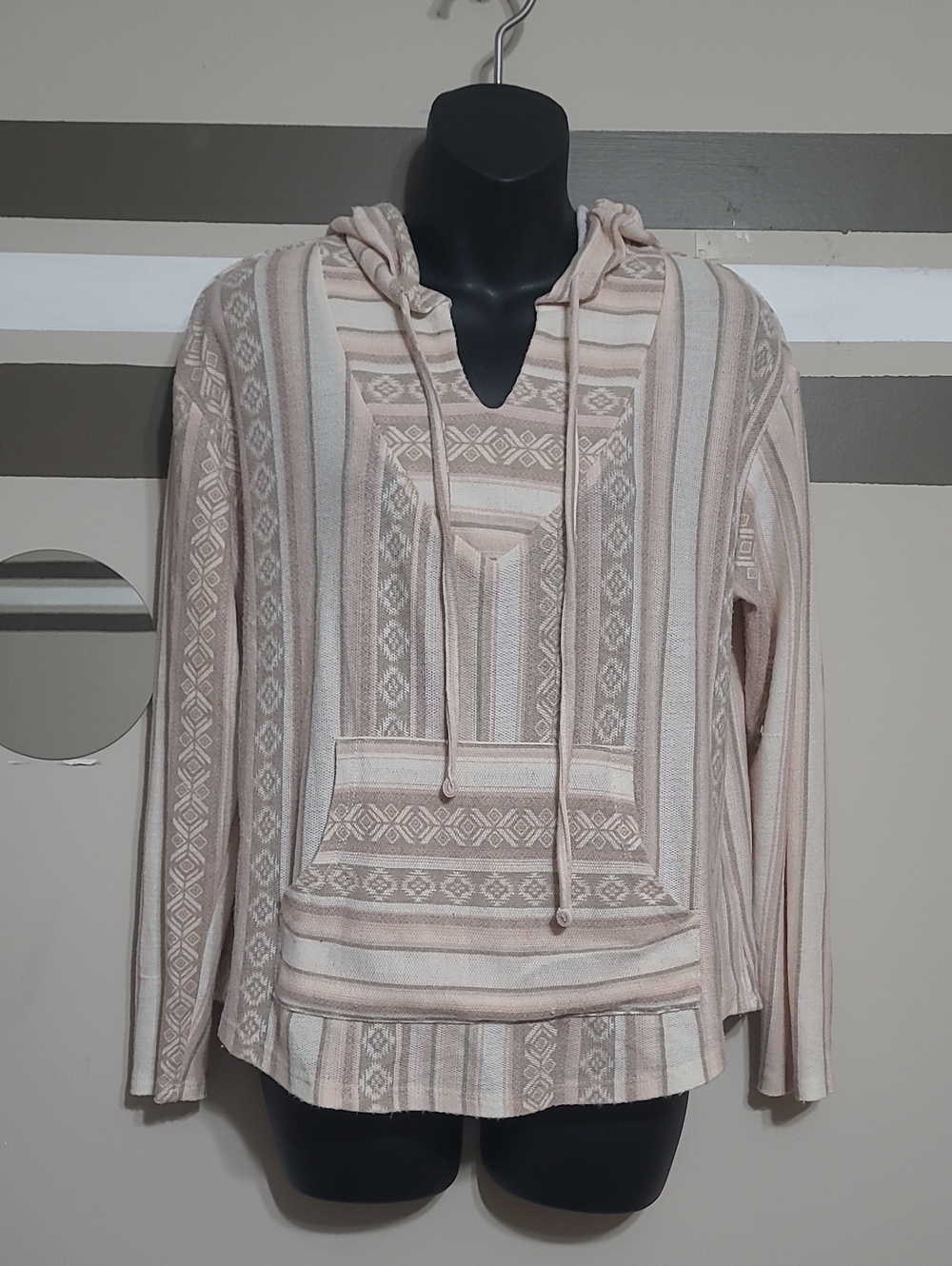 ⭐️ WallFlower Tuck Hacci Classic Baja Stripe V-Neck Hoodie Pullover Sz Med